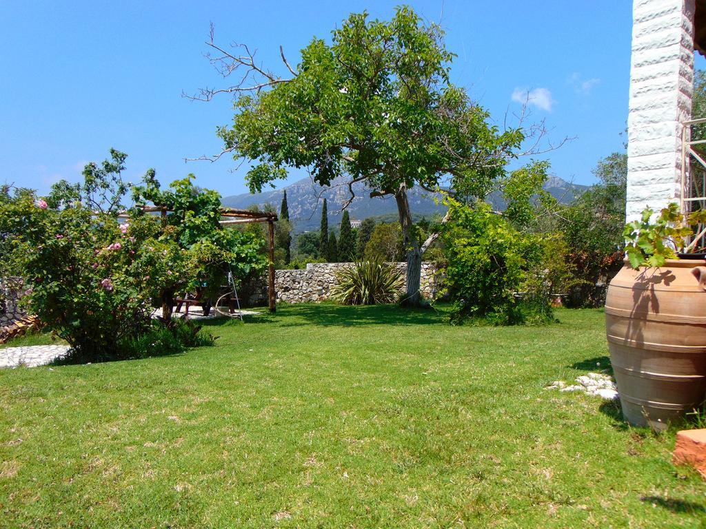 Villa Grecia Liapades Esterno foto